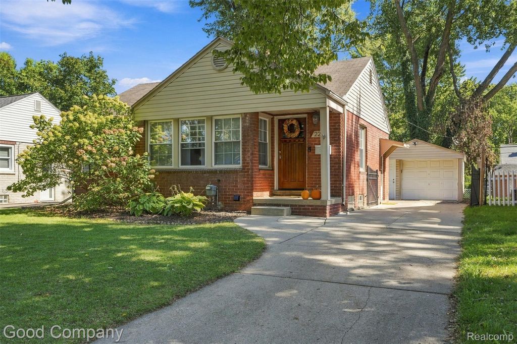 2220 Ellwood Avenue, Berkley