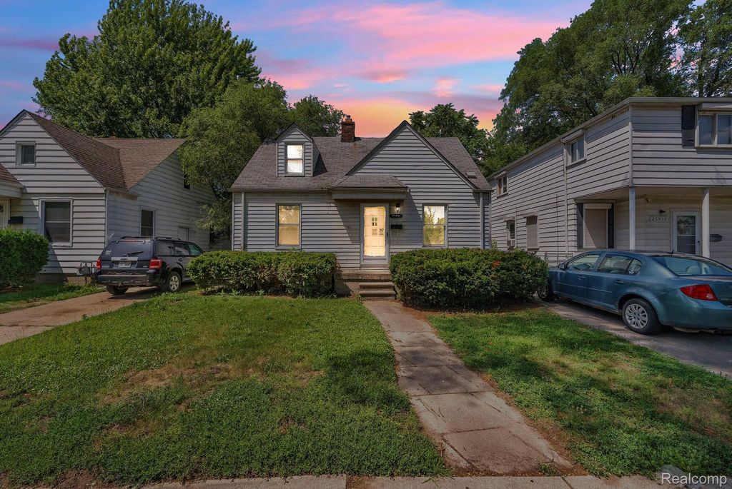 25948 Mcdonald Street, Dearborn Heights