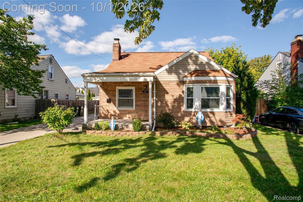 21609 Gaukler Street, St. Clair Shores