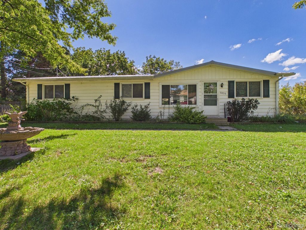 6455 Mayville Road, Marlette