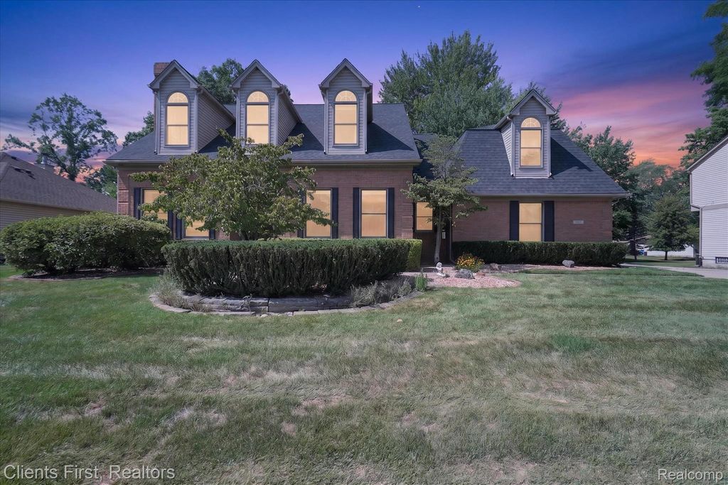2912 Tanglewood Drive, Wayne