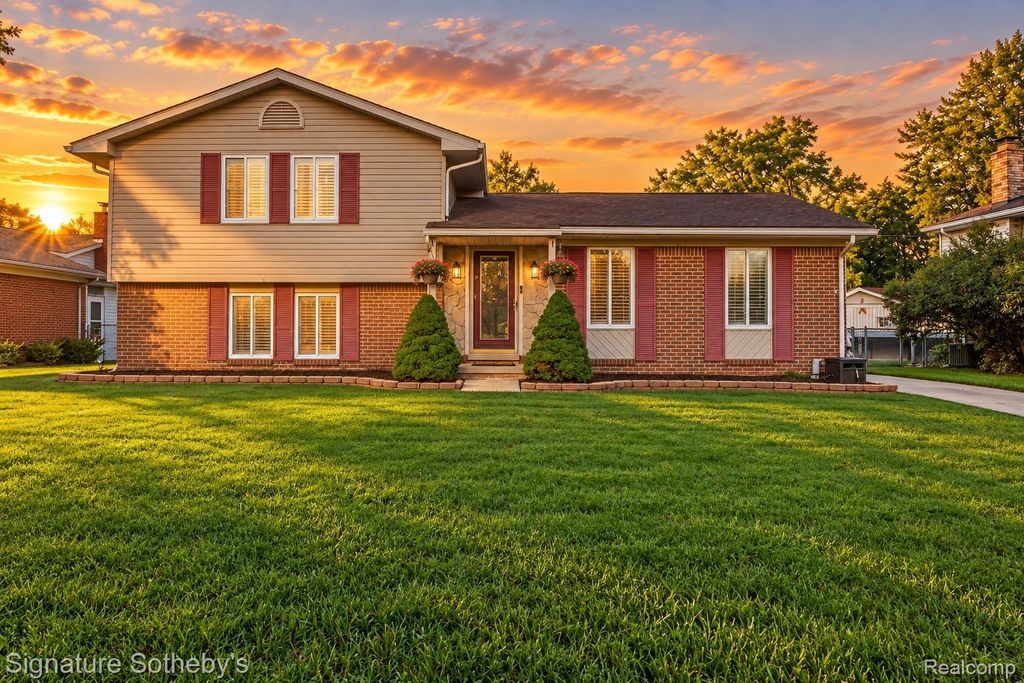 4071 Ironside Drive, Waterford
