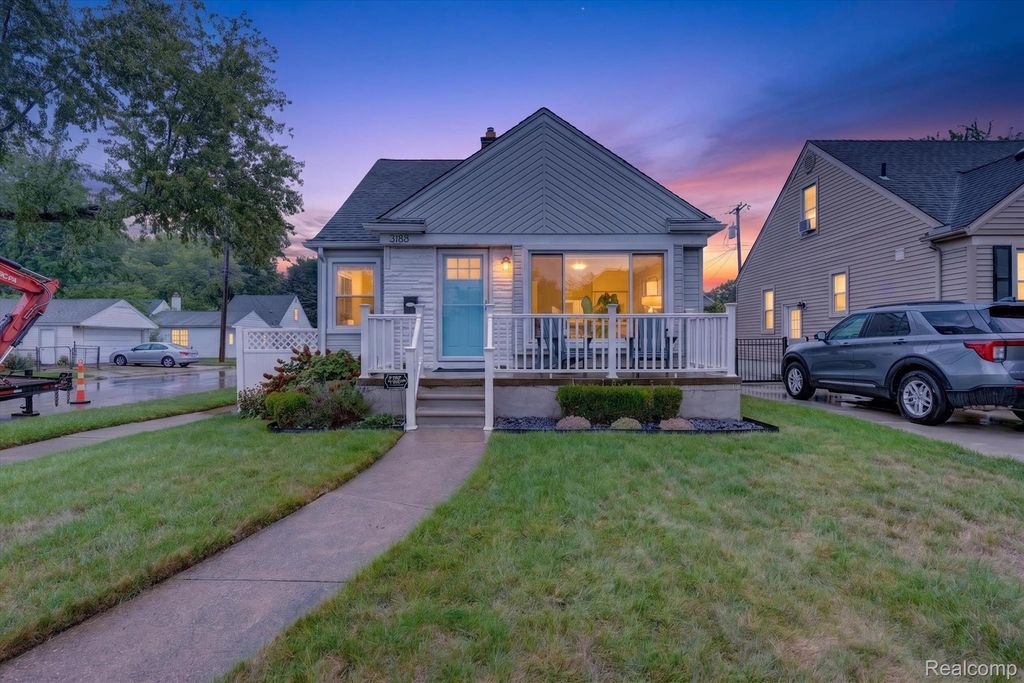 3188 Ellwood Avenue, Berkley