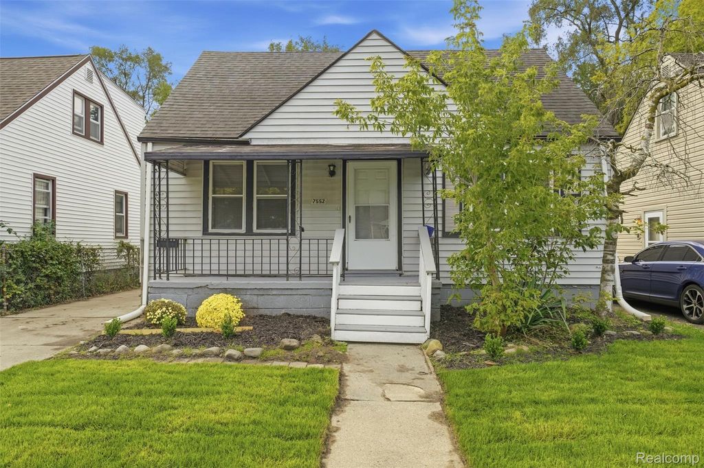 7552 Westminster Avenue, Warren