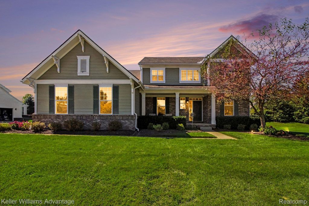26393 Creekside Drive, New Hudson