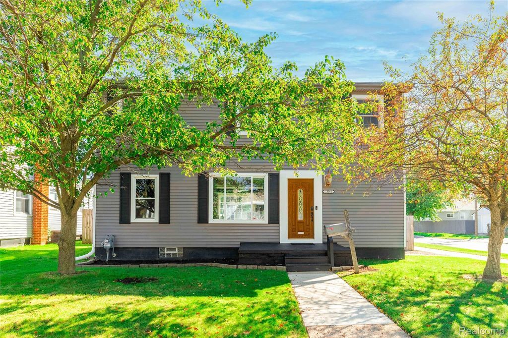13081 Cunningham Street, Southgate