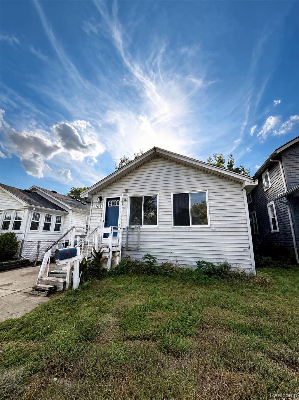2704 2nd Street, Westland