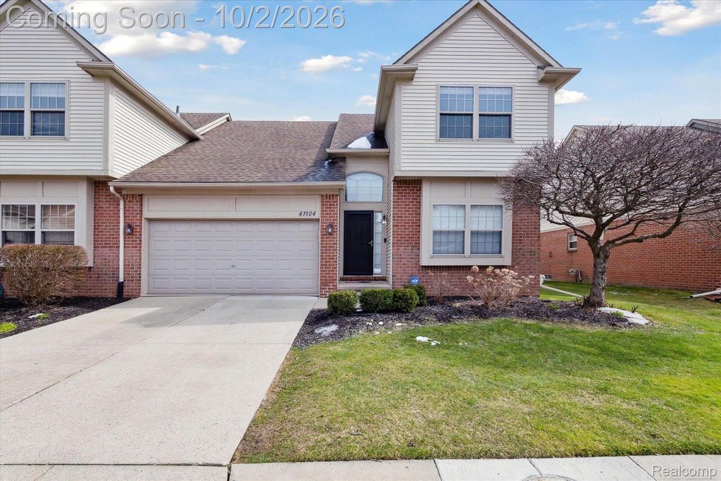 41104 Worthington, Clinton Twp