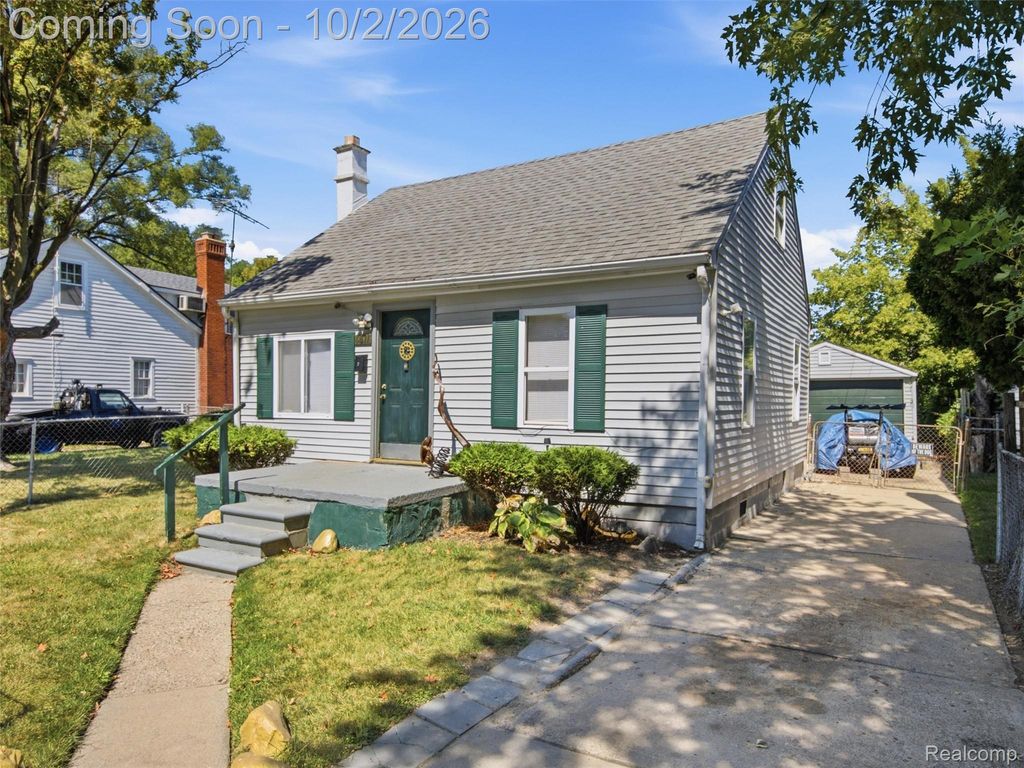 6811 Toepfer Road, Warren