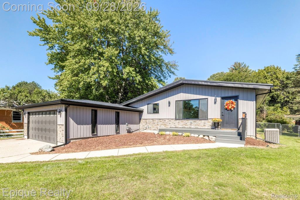 4404 N North River Road, Fort Gratiot