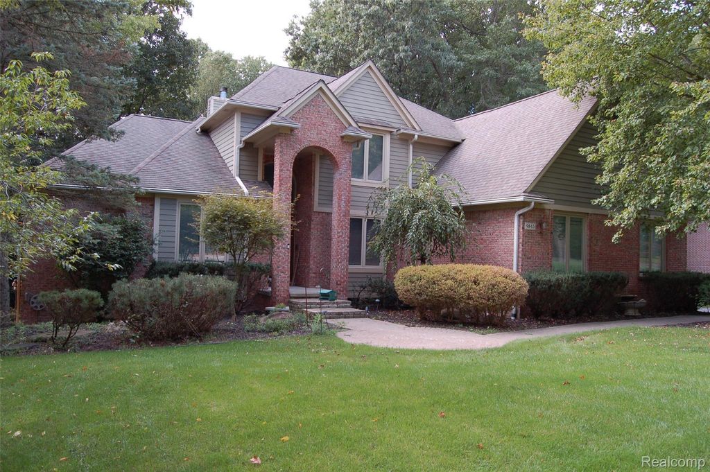 9843 Creekwood Trail, Davisburg