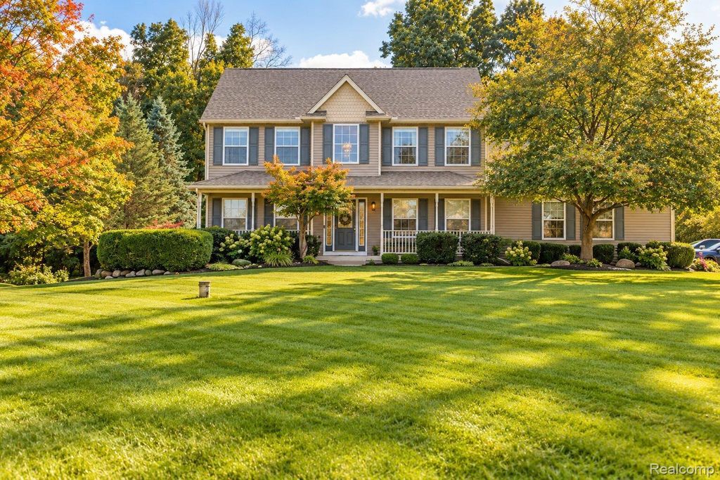 4581 Sierra Drive, Marion township