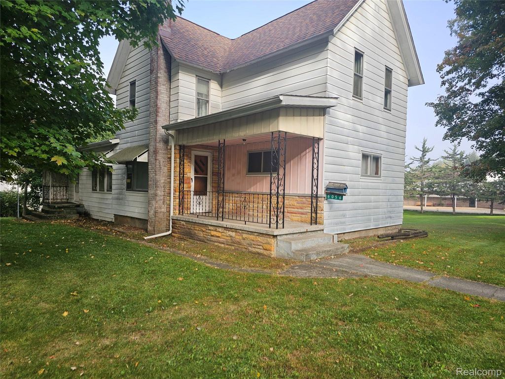 6056 Lincoln Street, Mayville