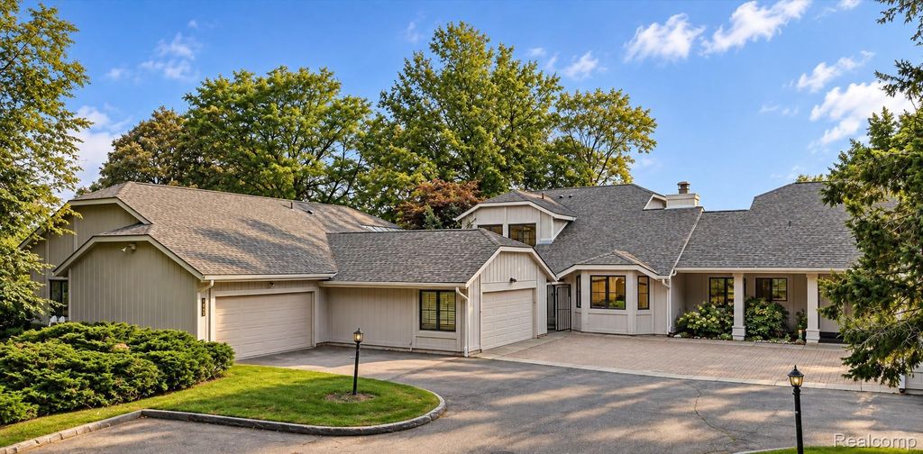 1835 Golf Ridge Drive, Bloomfield Hills