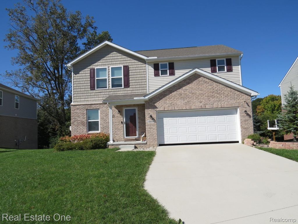 10884 Island Lake Drive, Taylor