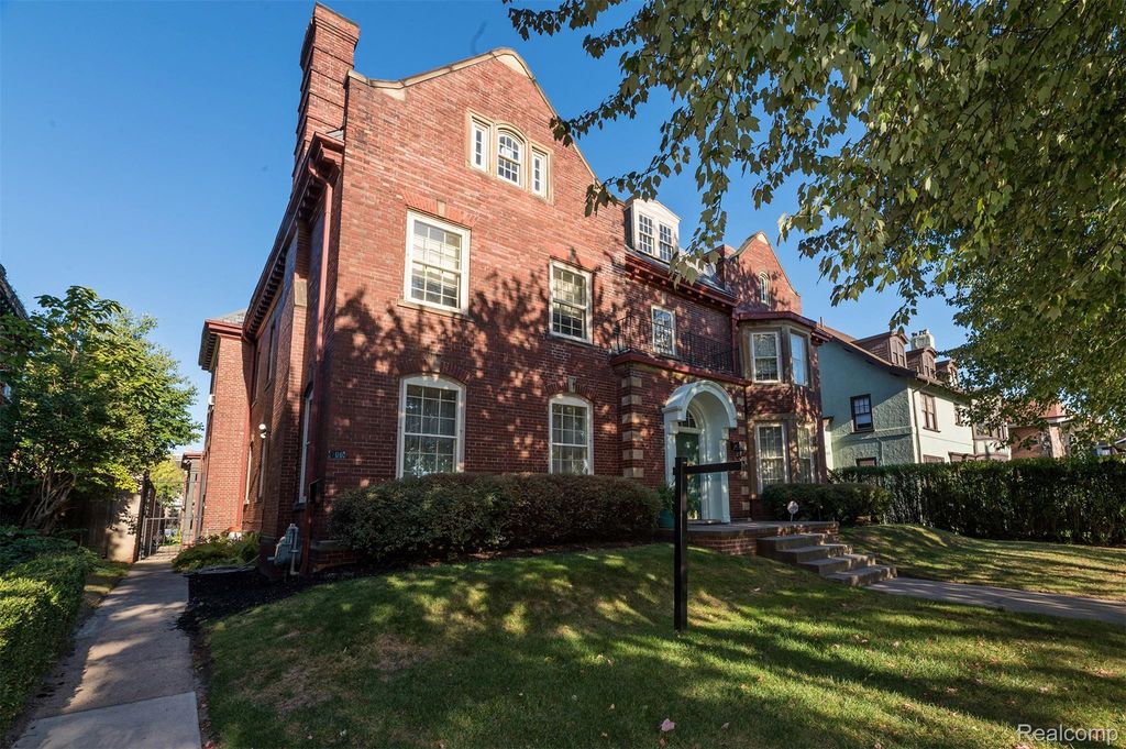 700 Parker Street, Detroit