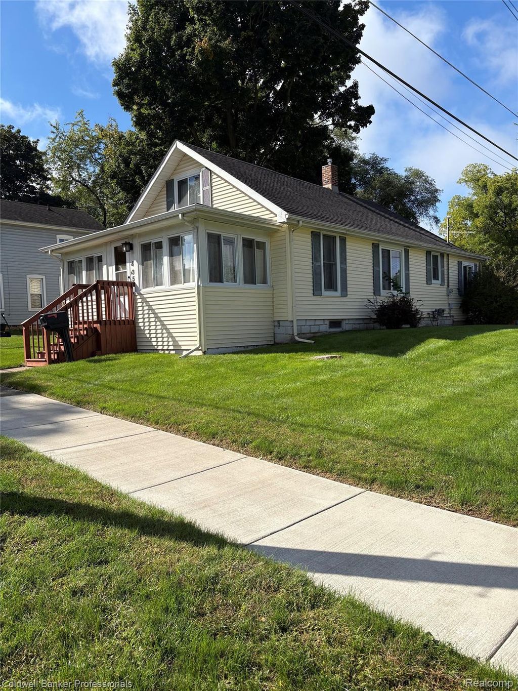 435 N Oak Street, Fenton city