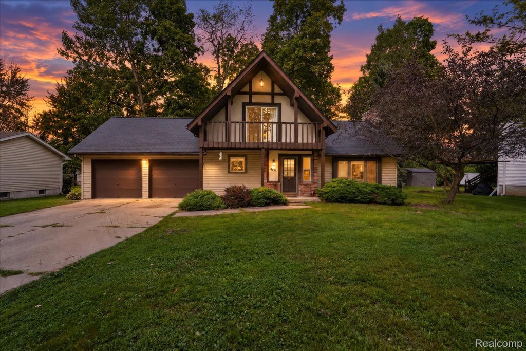 4491 Impala Drive, Holly township