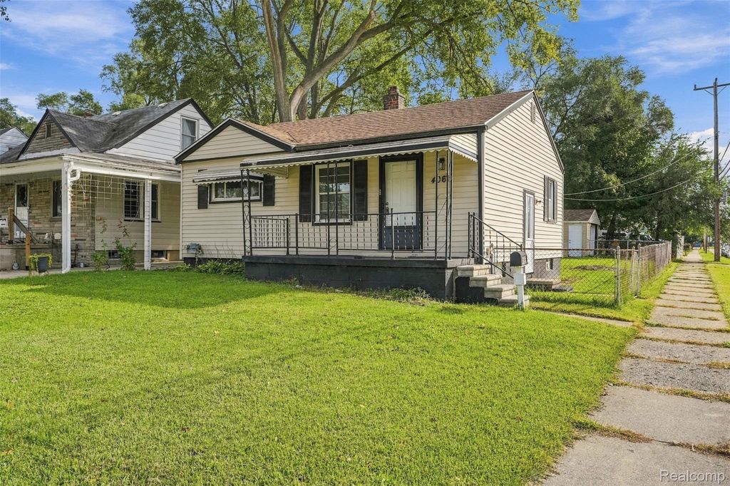 4061 Winifred Street, Wayne