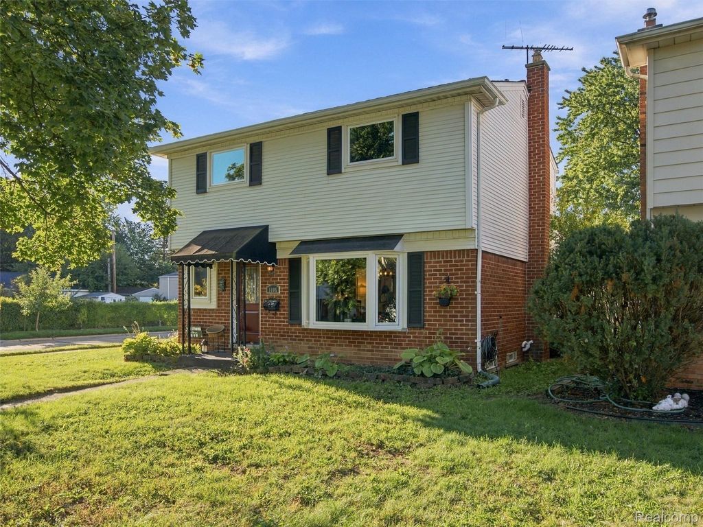 1405 W Elmwood Avenue, Clawson