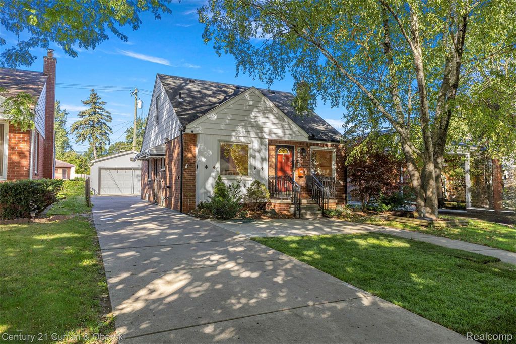 6879 N Lafayette Street, Dearborn Heights
