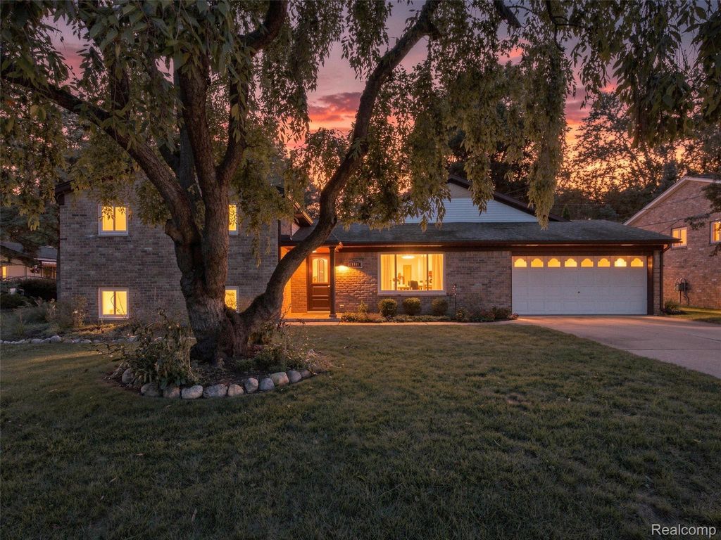 1721 Stratford Street, Sylvan Lake