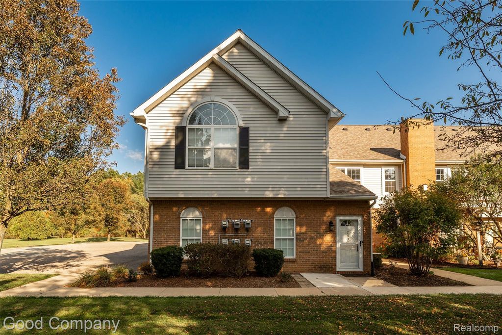 740 Olde English Circle, Howell