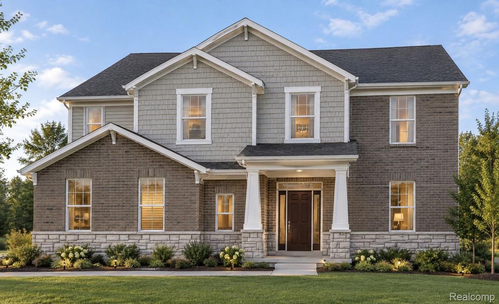 58592 Selma Drive, South Lyon