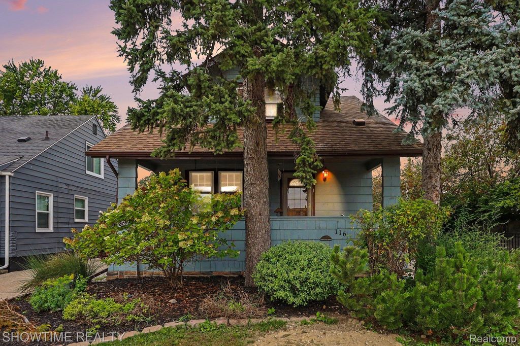 116 Helene Avenue, Royal Oak