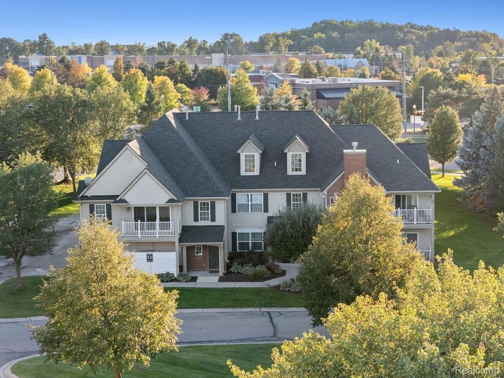 4050 Kirkway Court, Howell