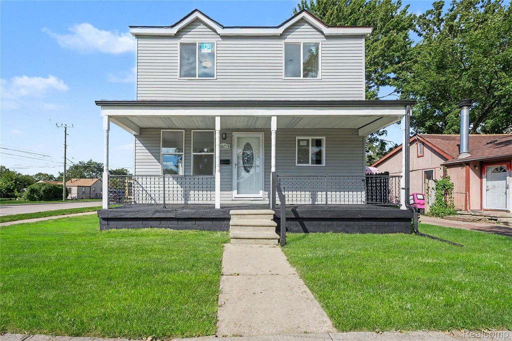 8603 Essex Avenue, Warren