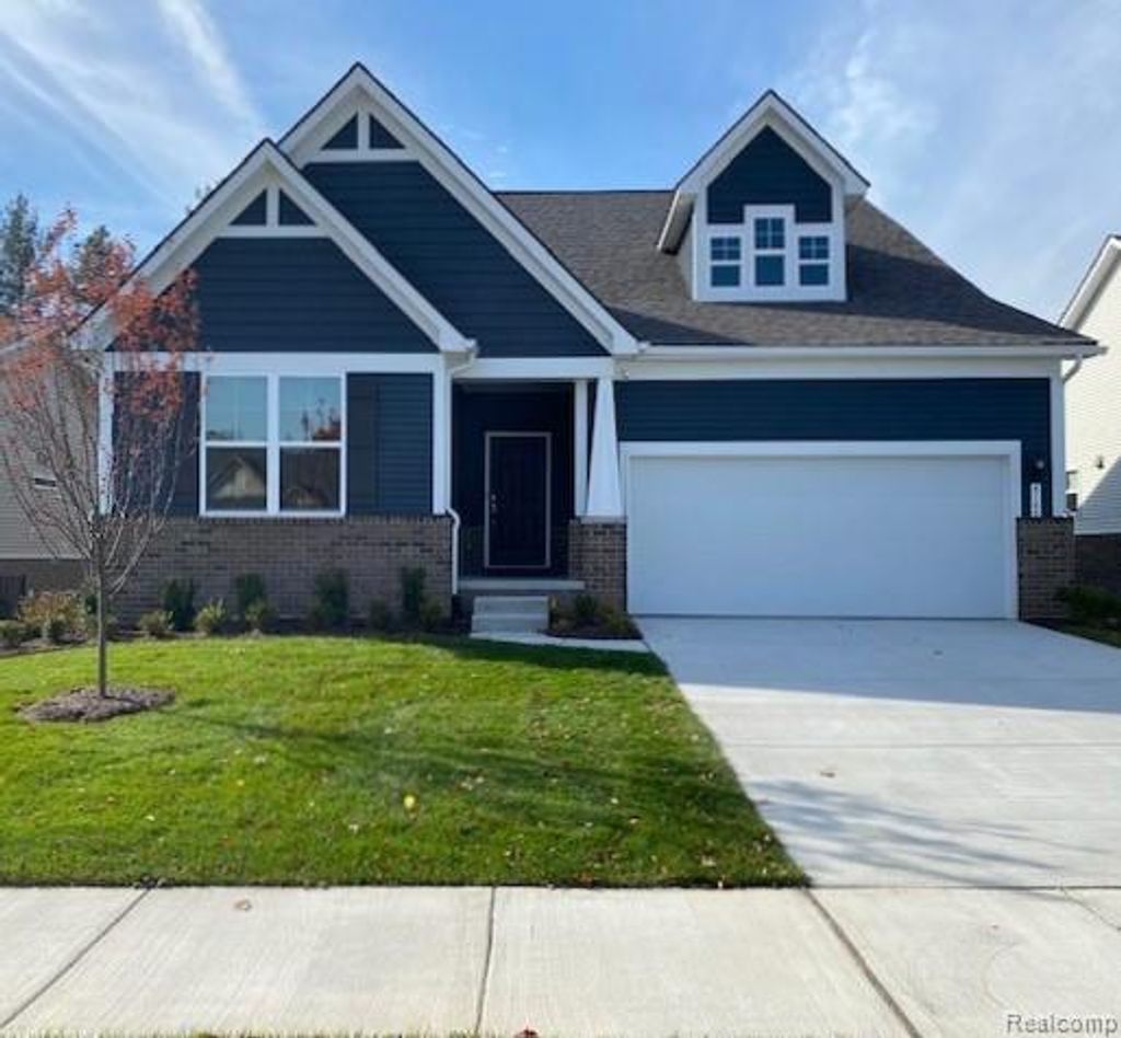 278 Skydrake Court, Lake Orion