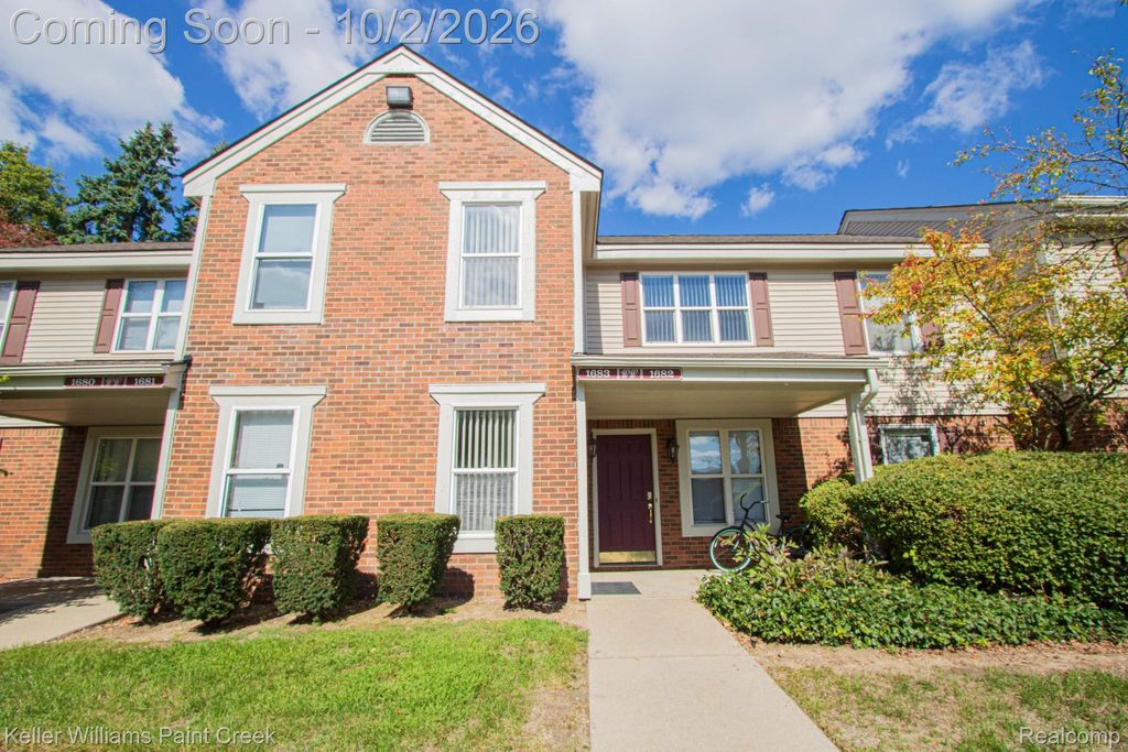 1683 Clemens Circle 41, Rochester Hills