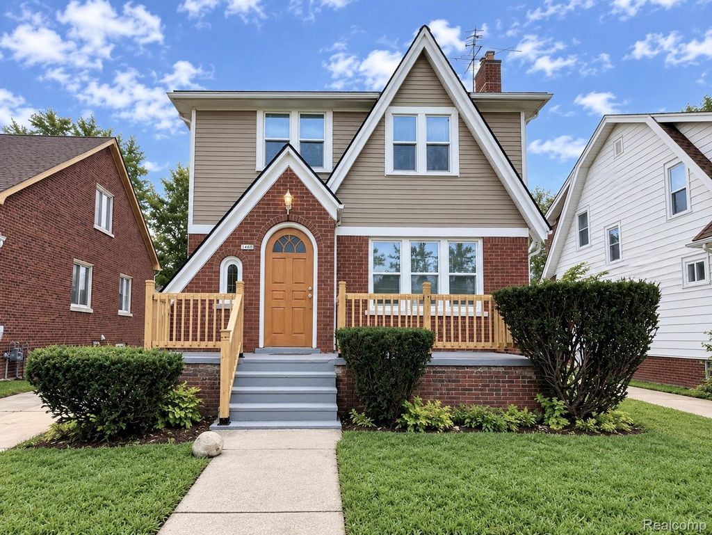 5727 Buckingham Avenue, Detroit