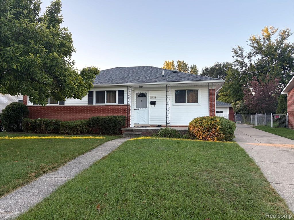 11238 Canal Road, Sterling Heights