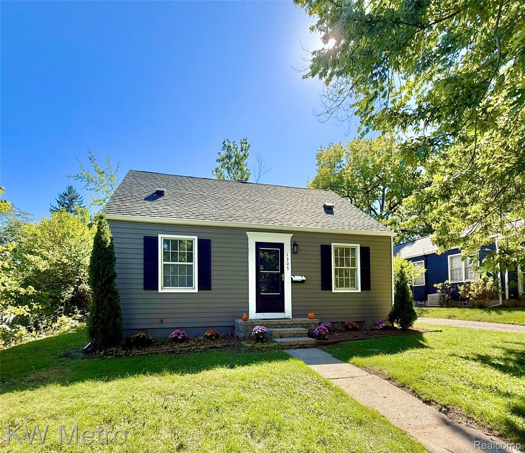 1305 Collegewood Street, Ypsilanti