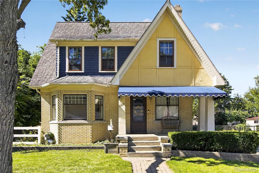 11339 Arnold Street, Redford