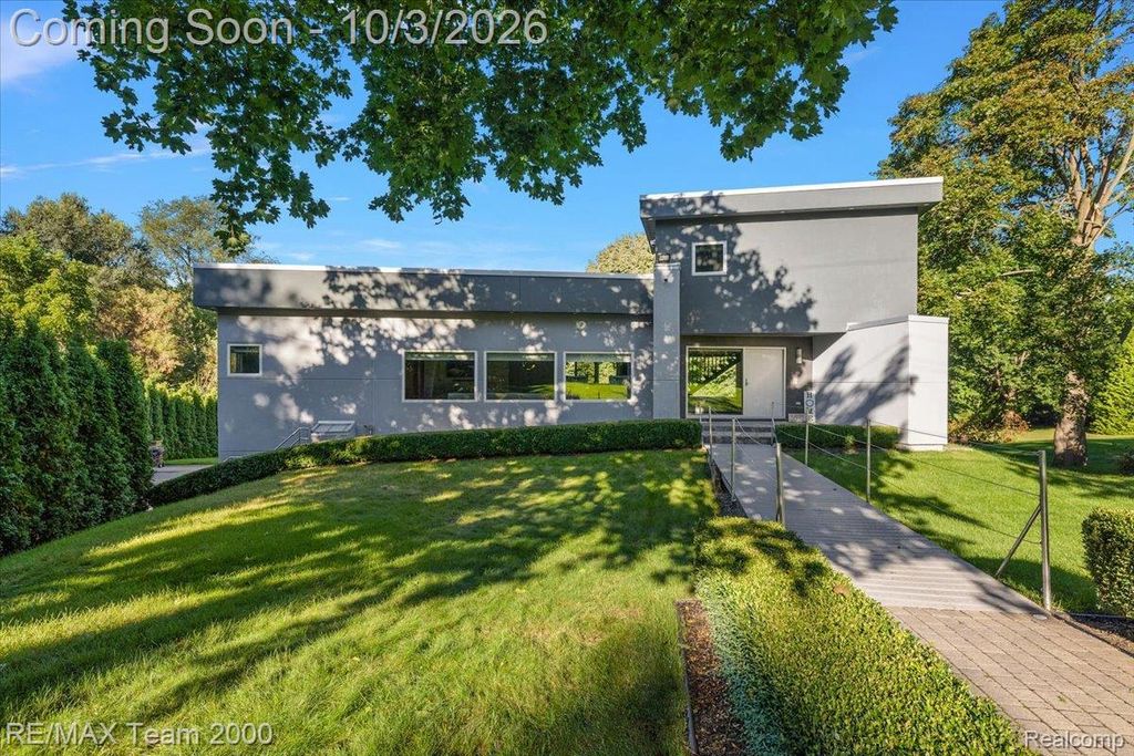 30525 Rosemond Drive, Franklin
