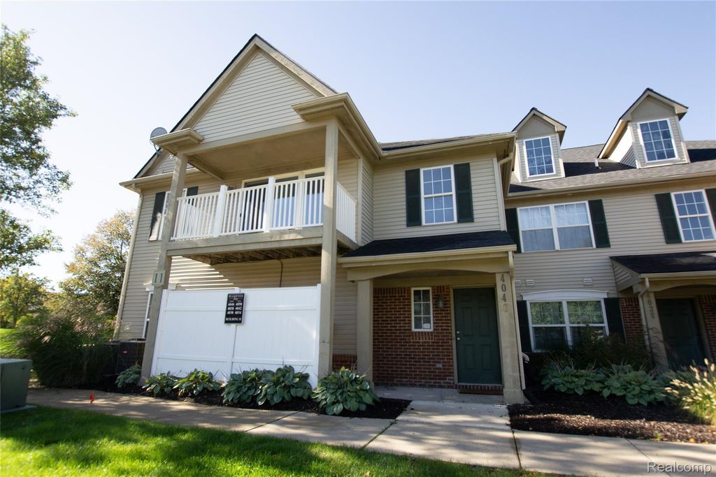 4046 Kirkway Court, Howell