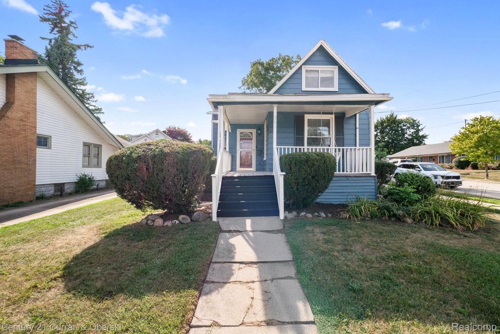 261 N Mill Street, Plymouth