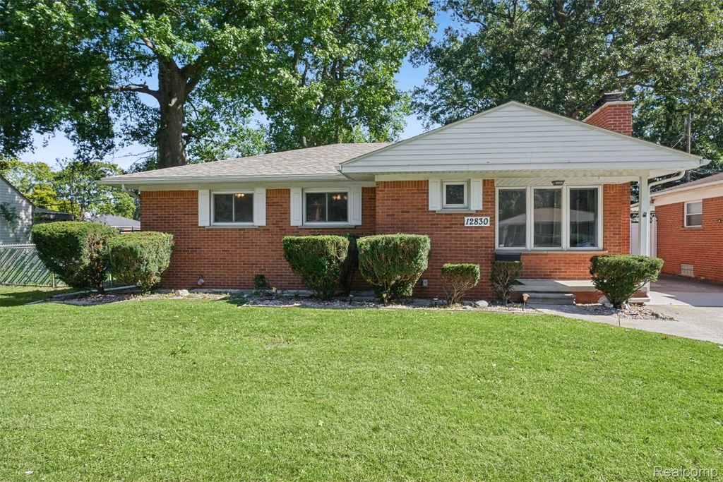 12830 Winston Avenue, Redford