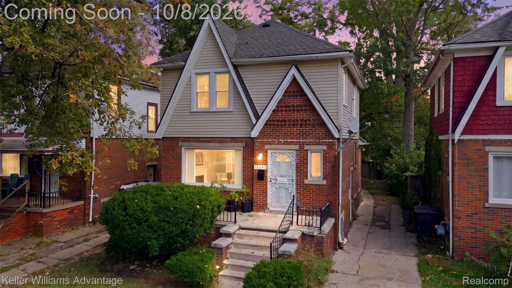 16242 Cheyenne Street, Detroit
