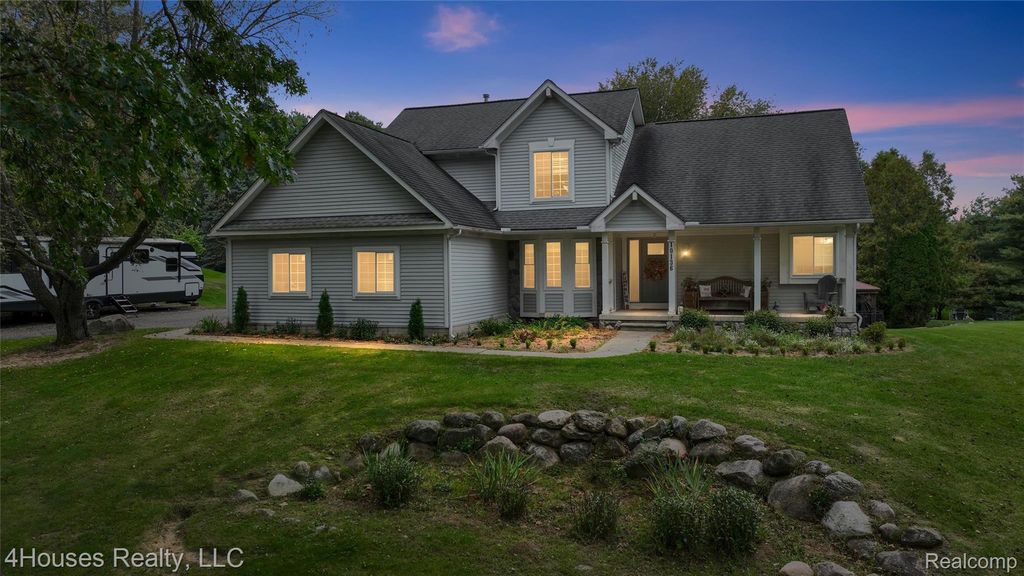 10136 Cedar Knoll Court, Clarkston