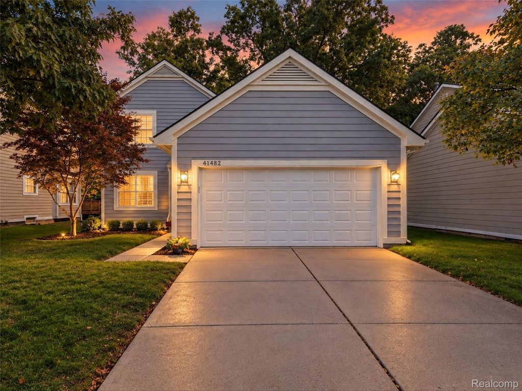 41482 Cornell Drive, Novi