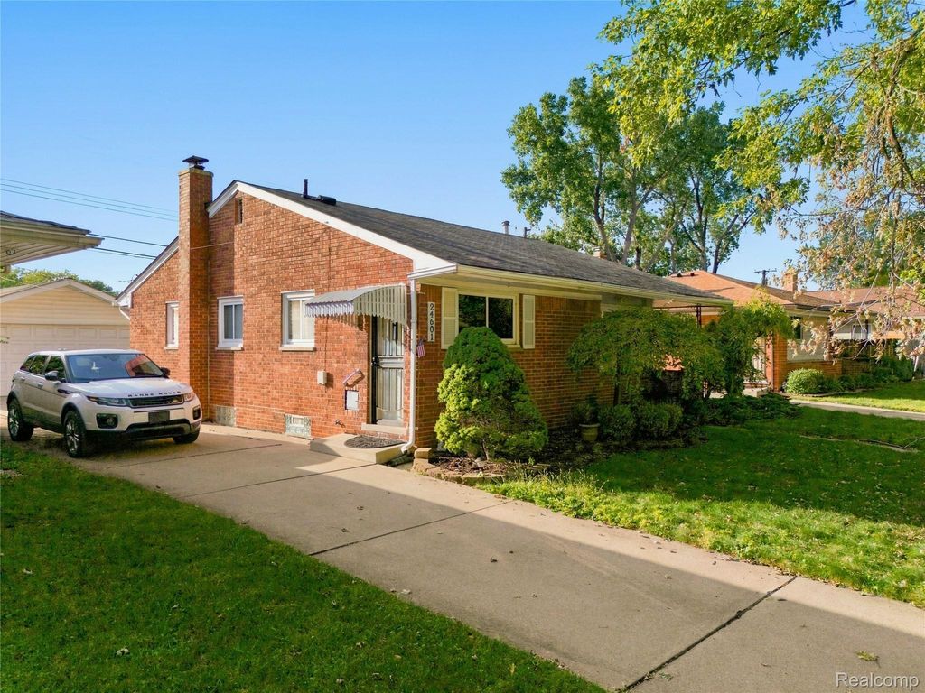 24601 Wood Street, St. Clair Shores