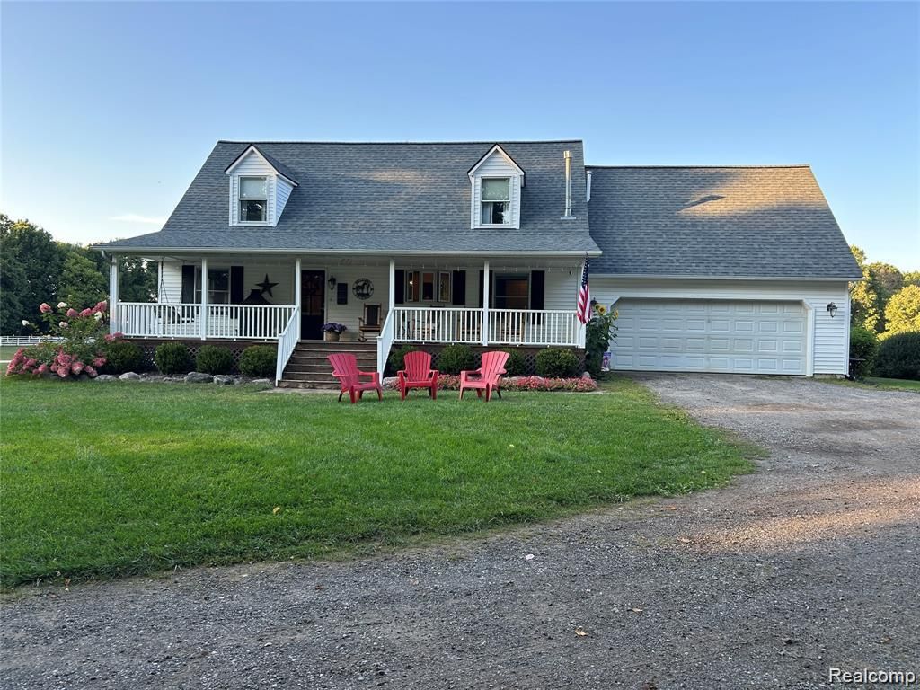 9074 White Road, Linden