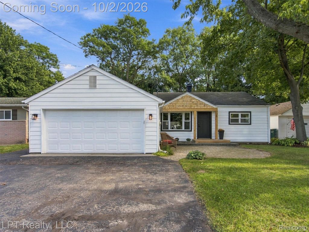 725 S 3rd Street, Brighton