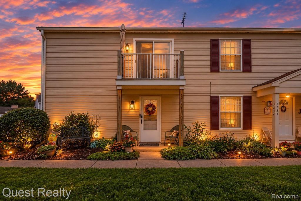 3232 Birchcreek Court, Lake Orion
