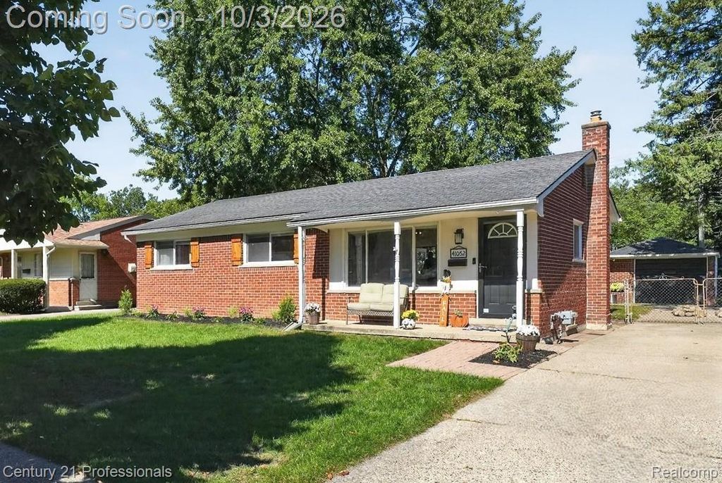 41052 Greenbrook Lane, Plymouth
