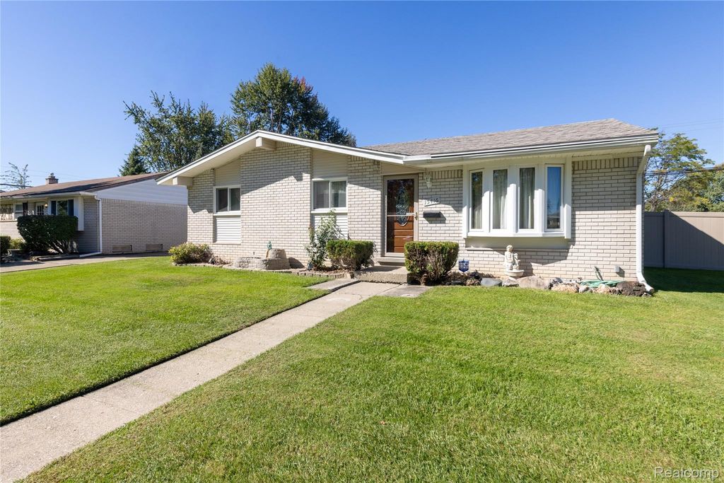 15416 Anthony Street, Romulus